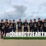 Peringati  Earth Hour, Manajemen Bandar Udara Internasional I Gusti Ngurah Rai Bersih-Bersih Pantai Kuta