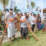 Rangkaian Peringati HUT Kementerian BUMN, Manajemen Bandar Udara Internasional I Gusti Ngurah Rai – Bali Bersih – Bersih Desa Besakih