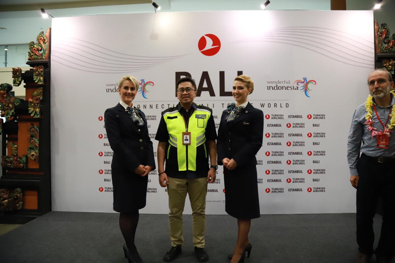 Bandar Udara Internasional I Gusti Ngurah Rai – Bali Sambut Inaugural Flight Turkish Airlines