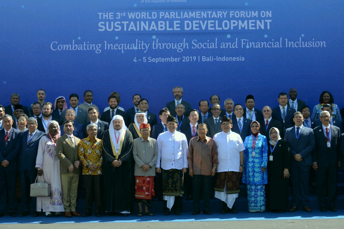 Pertukaran gagasan dan pengalaman mencari solusi : 139 peserta dari 28 Negara dalam pertemuan Parlemen Dunia