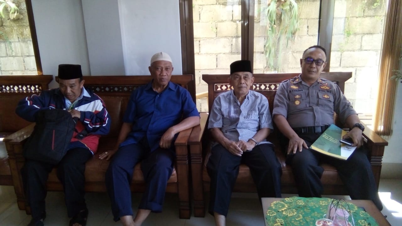 Ciptakan Kondusifitas, Kasat Binmas Polres Sumedang Adakan Silaturahmi dan Anjangsana Kepada Tokoh Agama