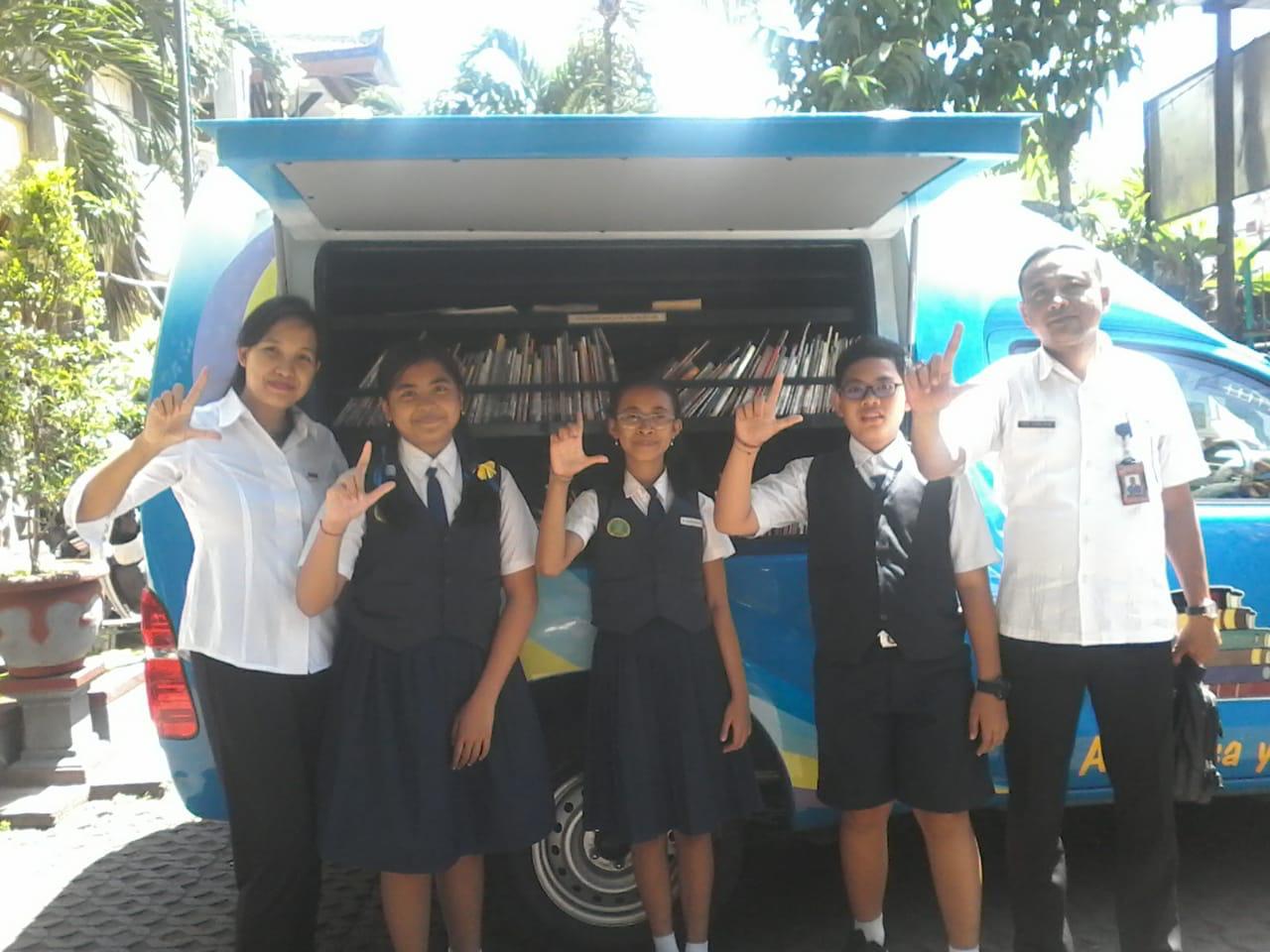 Dorong Kebiasaan Membaca Tingkatkan Budaya Literasi, Pemkot Gencarkan Perpustakaan Keliling Sasar Seluruh Sekolah