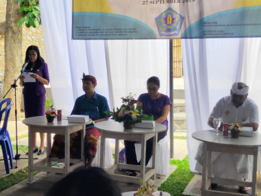 Sasar Guru PAUD di Kota Denpasar, Taman Bukit Pengajaran Gelar Seminar “Pendidikan Karakter Anak Usia Dini Menurut Agama Hindu”