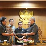Rapat Paripurna Pemandangan Umum Fraksi-Fraksi DPRD Badung Apresiasi Keberpihakan Pemkab Badung Kepada Masyarakat
