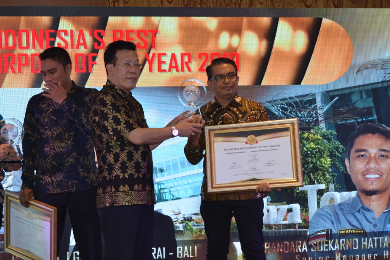 Bandara I Gusti Ngurah Rai Bali Raih Penghargaan “The Best Airport of The Year”