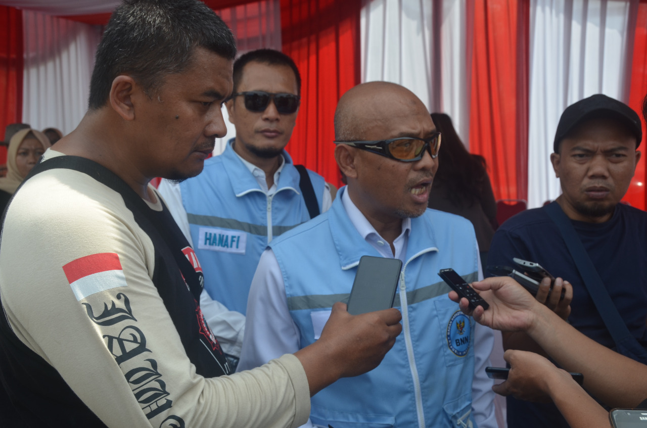 BNNP Jabar Lumpuhkan Pelaku Sindikat Narkotika Dengan Timah Panas dan Sita Barang Bukti 50 Kg Ganja