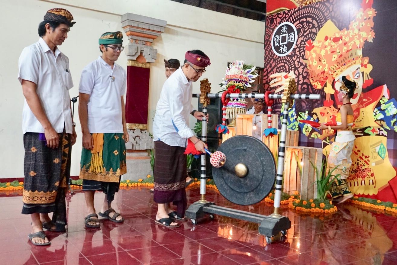 Jaya Negara Buka Lomba Tari Bali Banjar Kayumas Kaja Ke 17