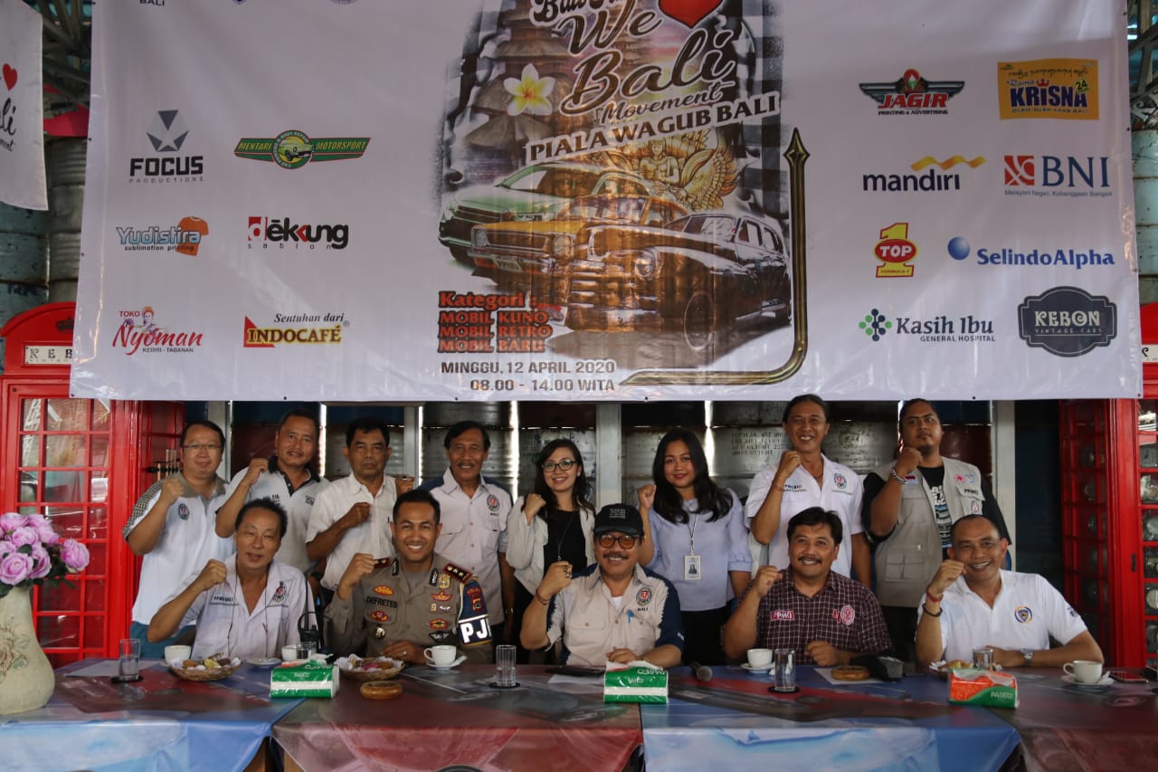 “We Love Bali Movement” : Penggemar Mobil Kuno Indonesia perebutkan piala bergilir Wagub Prov.Bali