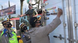 Polres Cimahi Gelar Operasi Yustisi di Depan SPN Polda Jabar