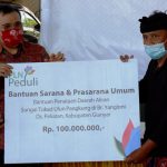 PLN UID Bali Serahkan Bantuan CSR Rp 1,3 Milyar untuk Rumah Ibadah dan Sarana Umum