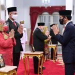 Presiden Anugrahkan 6 Tokoh Pahlawan Nasional