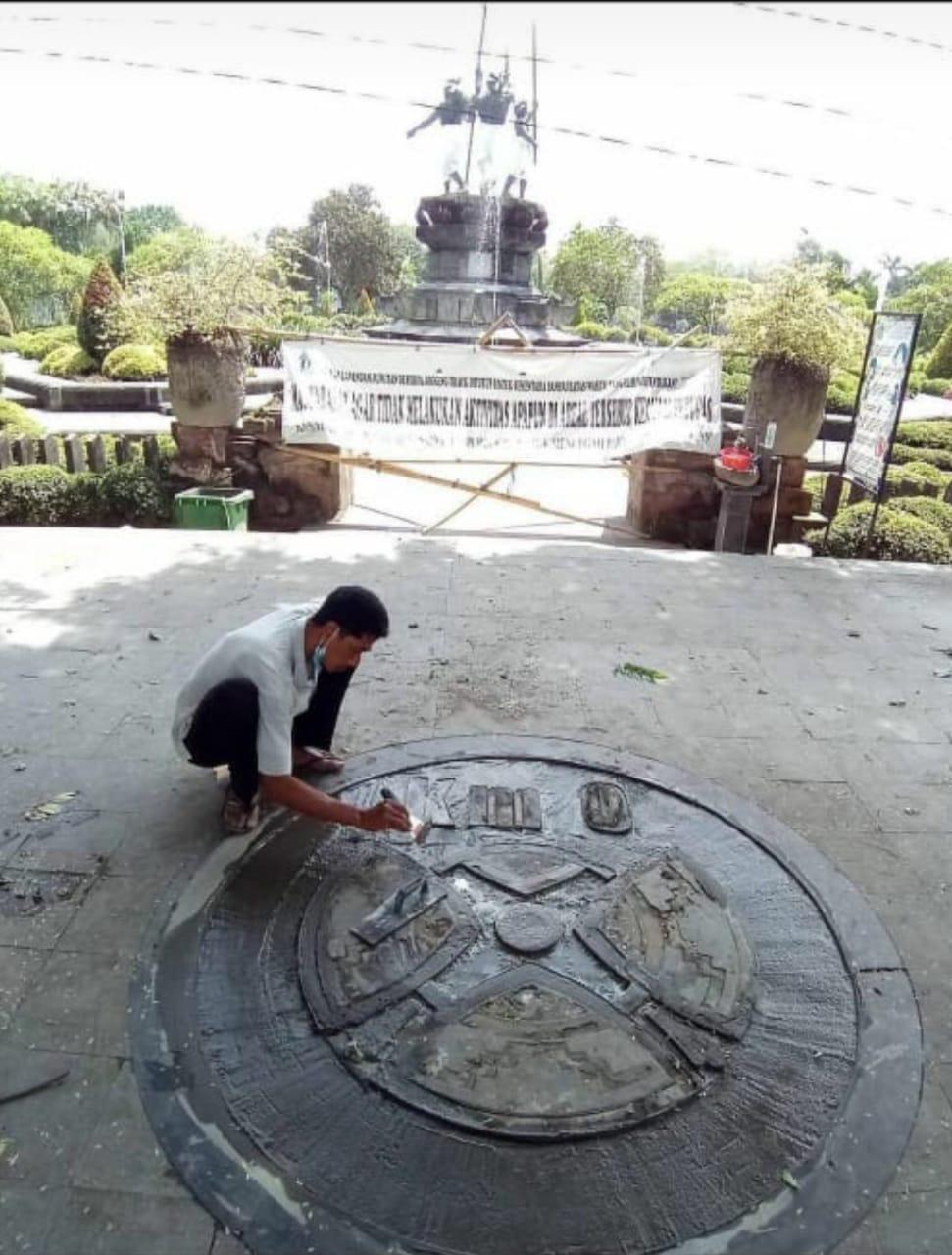 Sempat Rusak, Pemkot Lakukan Perbaikan Titik 0 KM Kota Denpasar