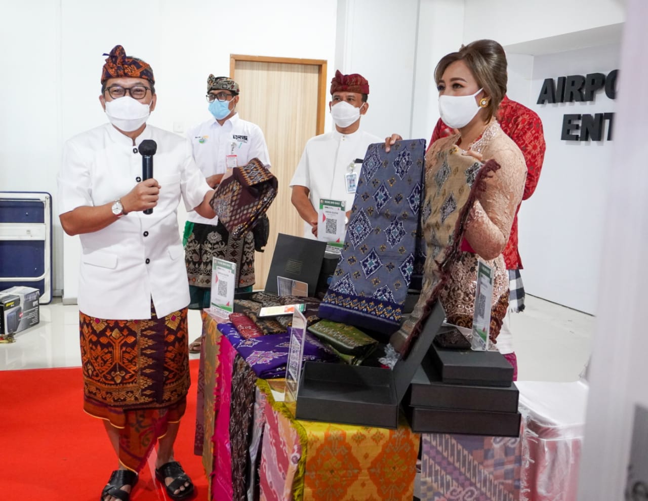 BI  Bali Majukan  UMKM, lewat Gerakan  Nasional  Bangga  Buatan  Indonesia (Gernas  BBI)