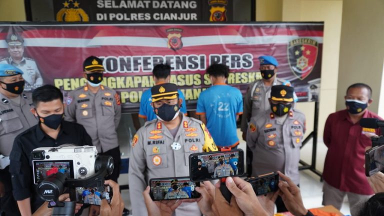 Polres Cianjur Ringkus Dua Pelaku Pembacokan Terhadap Seorang Warga di Warungkondang