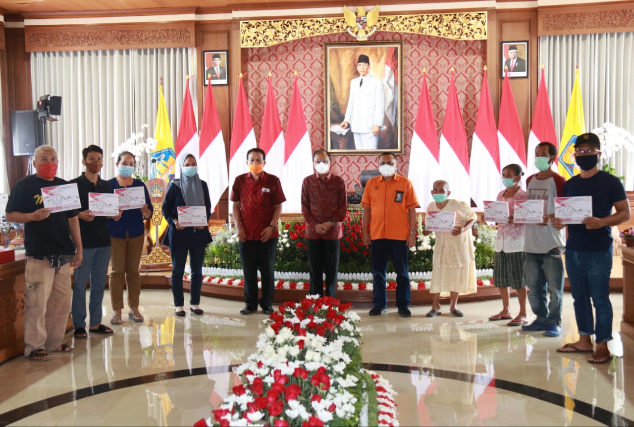 Diresmikan Presiden Jokowi, Gubernur Koster Turut Ikuti Peluncuran Bantuan Tunai se-Indonesia secara Virtual