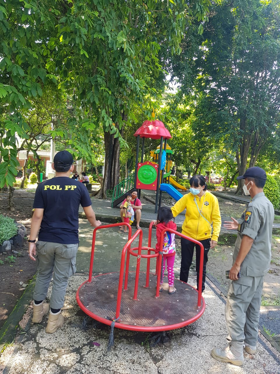 Satpol PP Sosialisasikan Prokes, Harapkan Masyarakat Sadar dan Patuhi 3M