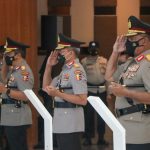 Kapolri Lantik Irjen Paulus Waterpauw Putra Papua Sebagai Kabaintelkam Polri