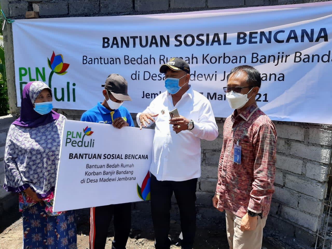 PLN Peduli Bedah Rumah di Jembrana