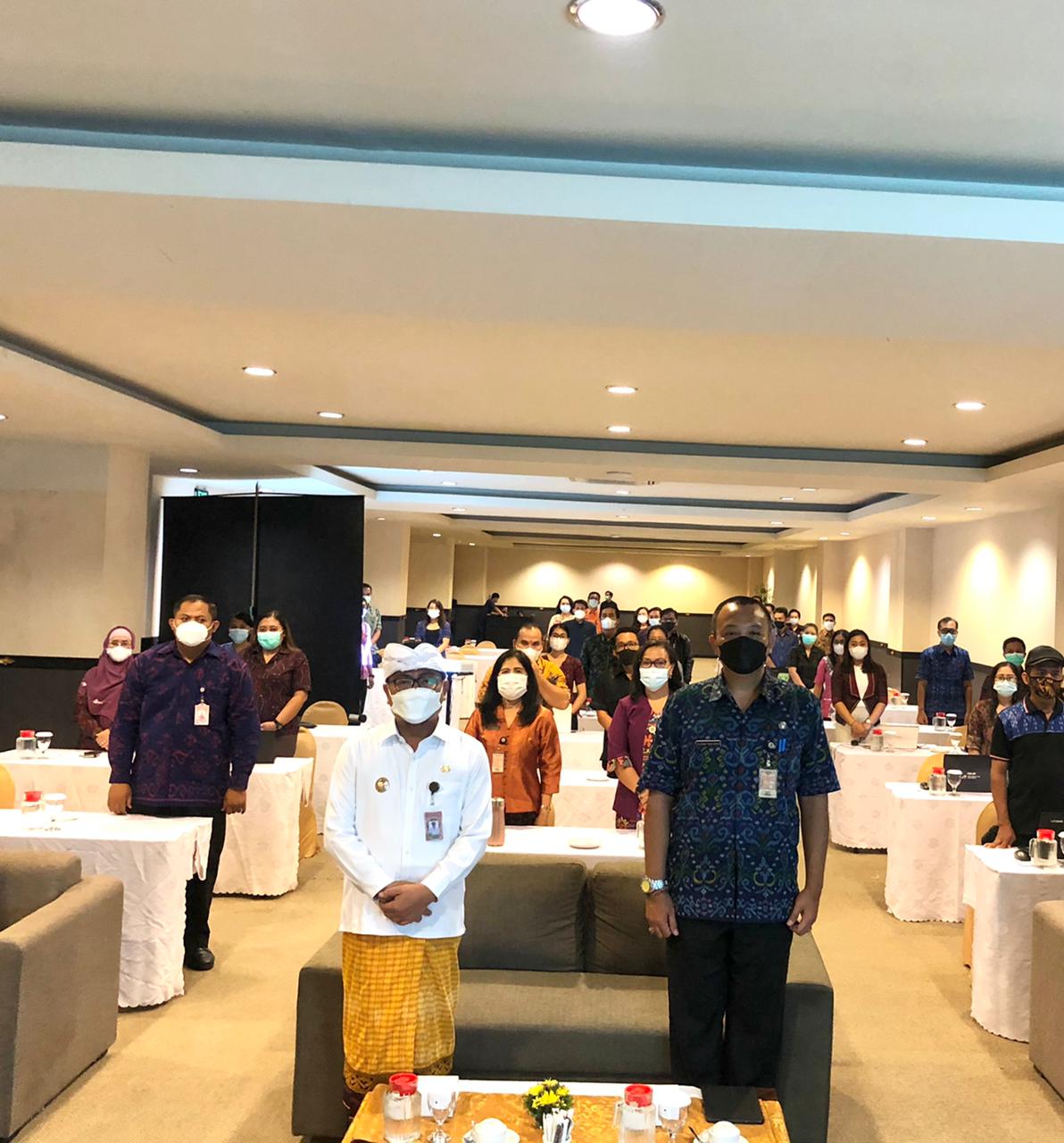 Wawali I Kadek Agus Arya Wibawa Buka Bimtek Investasi Melalui Online Single Submission-Risk Based Approach (OSS-RBA)