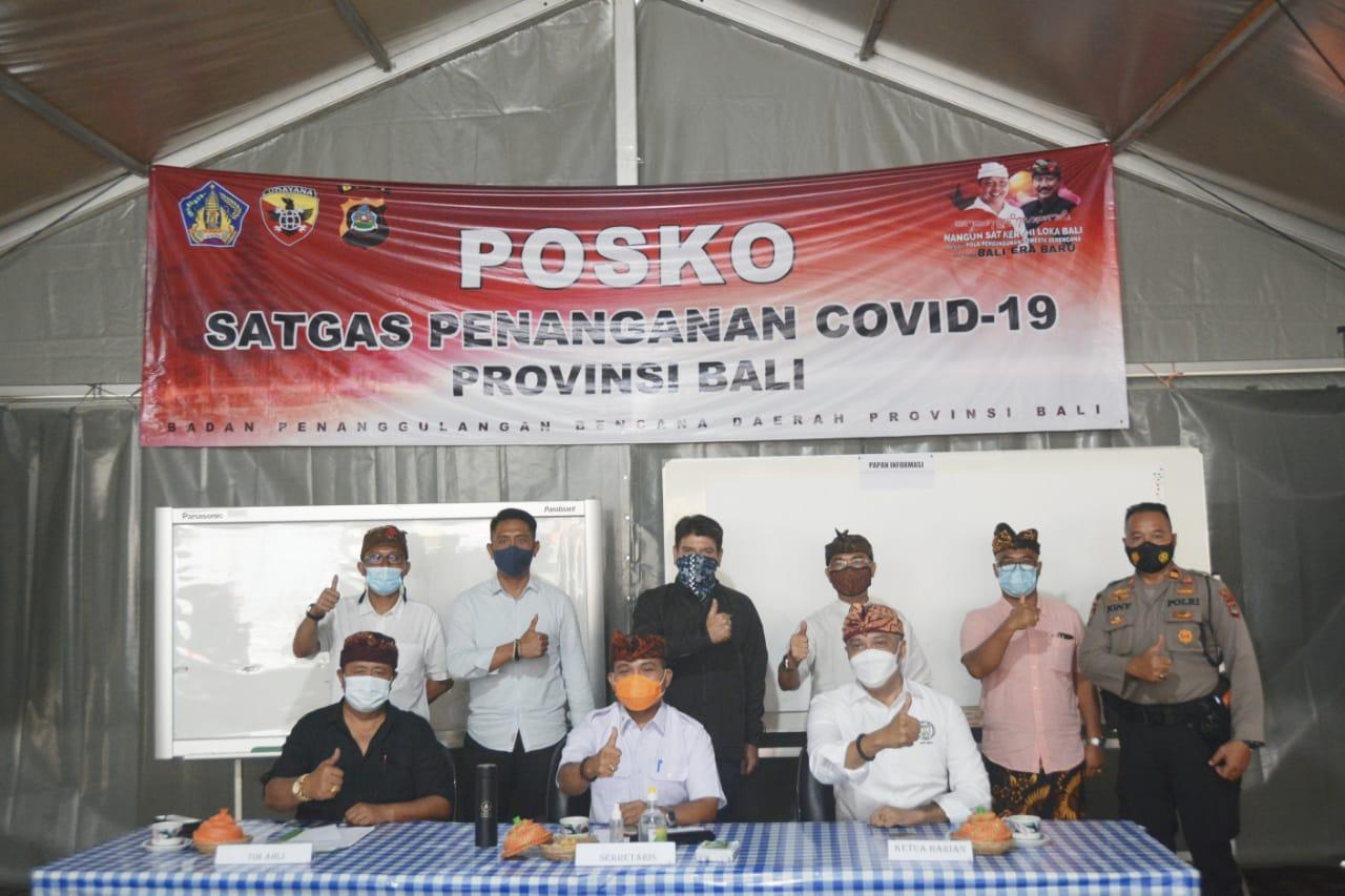 Sekda Dewa Indra Buka Pos Pelayanan Vaksinasi COVID-19 di RSPTN Unud