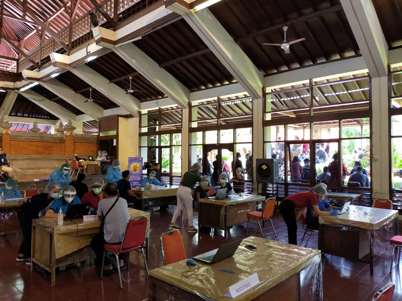 Rentan Terpapar, Pemprov Bali Fasilitasi Ratusan Wartawan Vaksinasi Covid-19