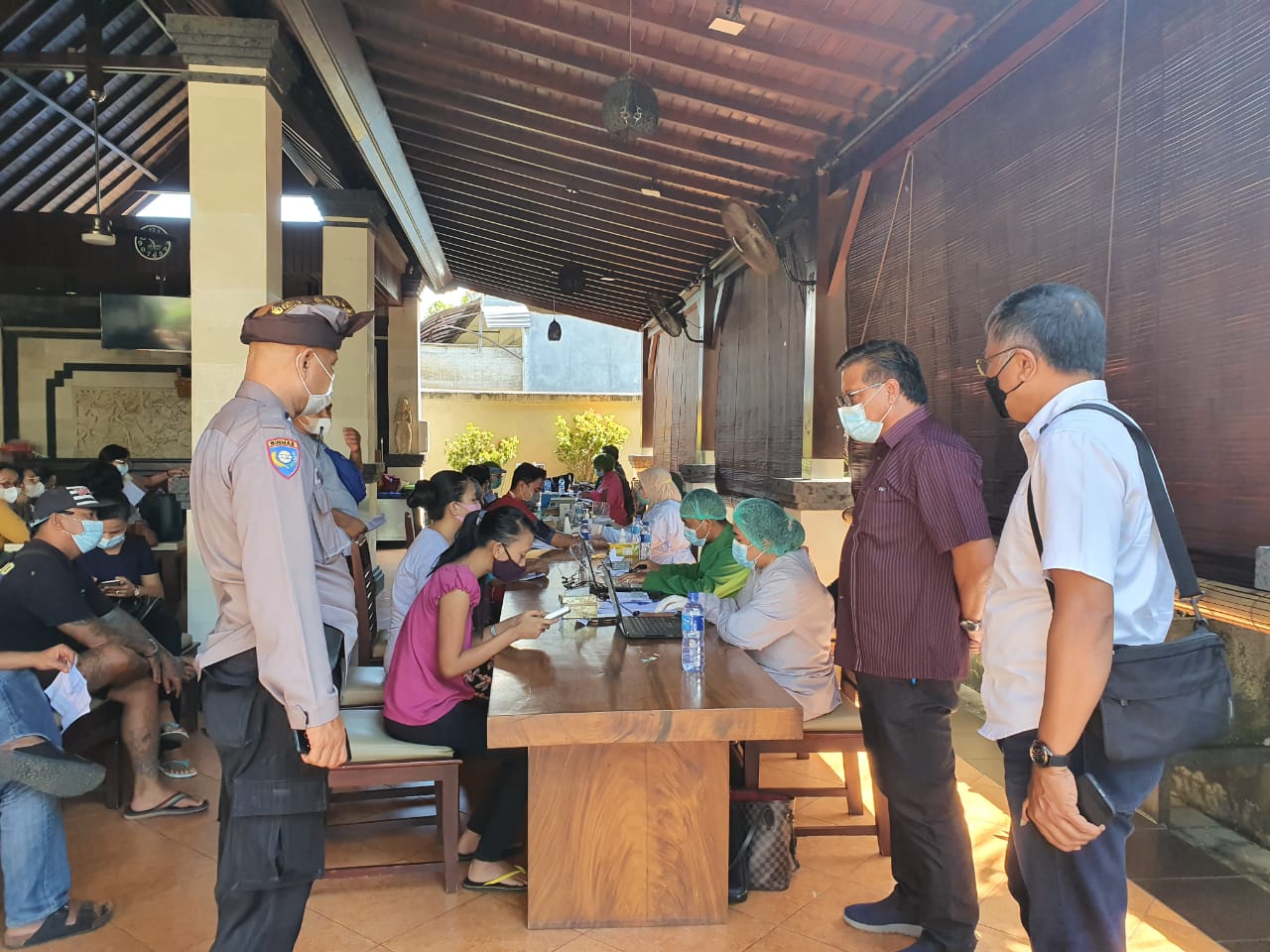 Hingga Hari Terakhir, 35.041 Orang Telah Divaksinasi Dosis Pertama Covid-19 Masal di Sanur