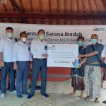 Peduli Rumah Ibadah, PLN Serahkan Bantuan CSR Pura