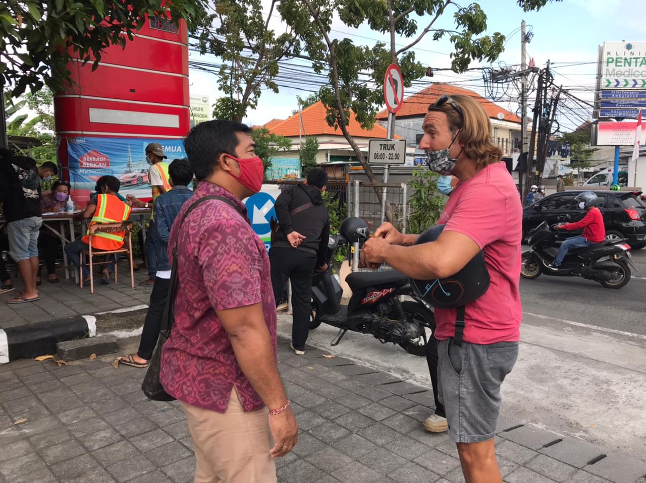 Ingatkan Warga Disiplin Prokes Tim Yustisi Rutin Gelar Pemantauan Prokes