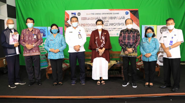 Ny Putri Koster Ajak Masyarakat untuk Berperan Cegah Penyebaran Covid-19