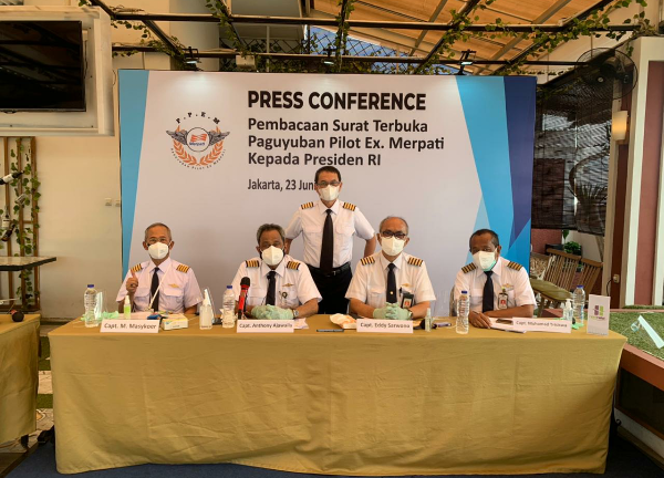 Hak Pesangon  Tidak Jelas, Mantan Pilot Merpati Layangkan Surat Terbuka ke Presiden Jokowi