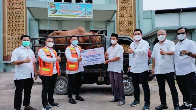 Sambut Idul Adha di Tengah Pandemi, IPC TPK  Salurkan 17 Ekor  Hewan Kurban