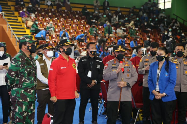 Gandeng Mahasiswa, Polri Gelar Vaksinasi Massal Covid-19