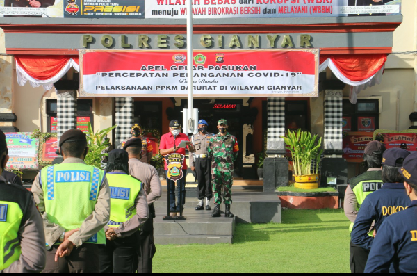Bupati Gianyar Pimpin Apel Percepatan Penangan Covid PPKM Darurat kabupaten Gianyar.