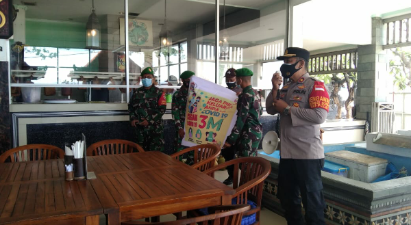 Tegakan Aturan PPKM Darurat Covid-19.Kapolsek Gianyar Pimpin patroli gabungan Ops Yustisi.