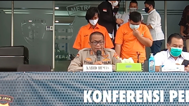 Polda Metro Jaya Tangkap Tersangka Penipuan Kartu Kredit
