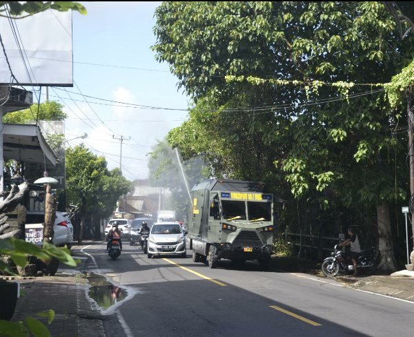 Program Semprot Eco Enzyme Korem 163 Wira Satya Jalan Terus, Kini Giliran Desa Mas-Ubud