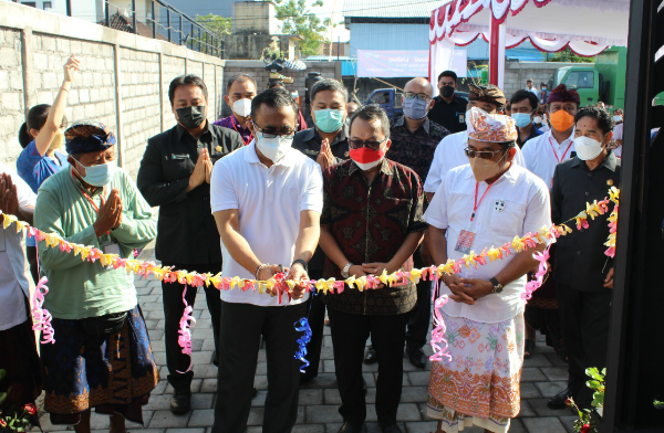 Walikota Jaya Negara Resmikan TPS 3 R di Padangsambian.Solusi Atasi Sampah di Perkotaan.