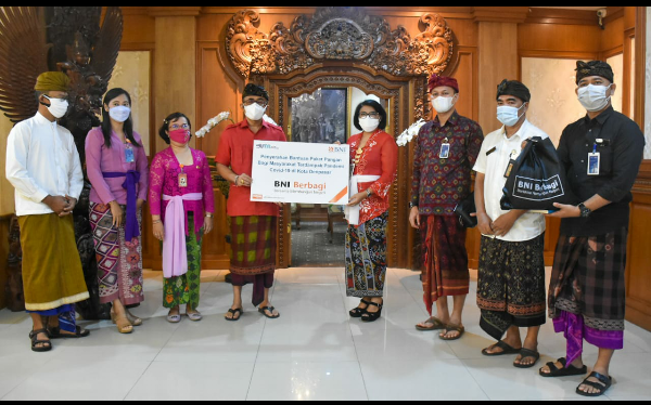 Pemkot Terima Bantuan Paket Sembako Dari BNI Cabang Denpasar.
