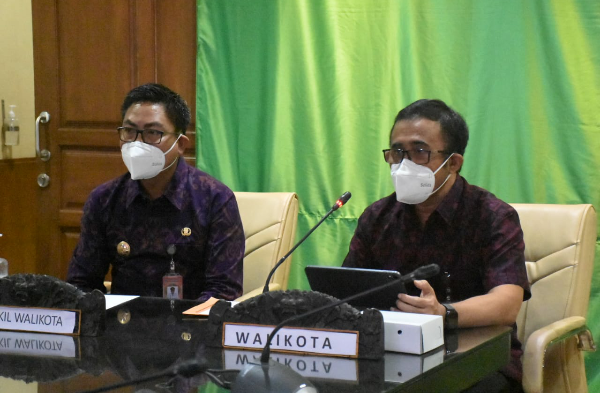 Walikota Jaya Negara Hadiri Webinar Transformasi Digital UMKM Denpasar
