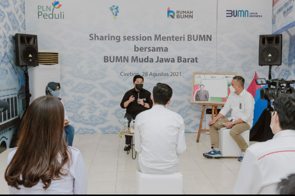 Kunjungan ke Cirebon, Menteri BUMN Apresiasi PLN Dukung 8 Ribu UMKM Hadapi Pandemi