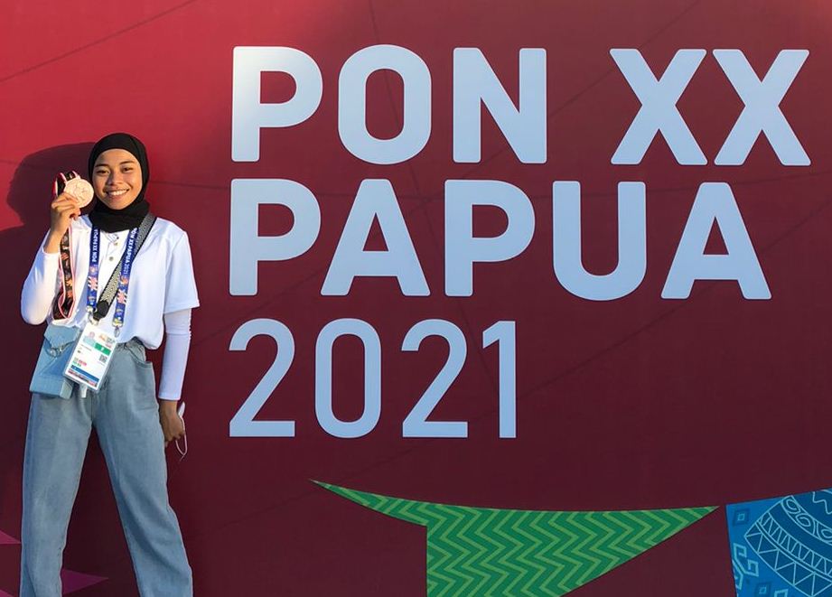 Tiwi Anjelina, Srikandi Stikom Bali Raih Medali Perunggu