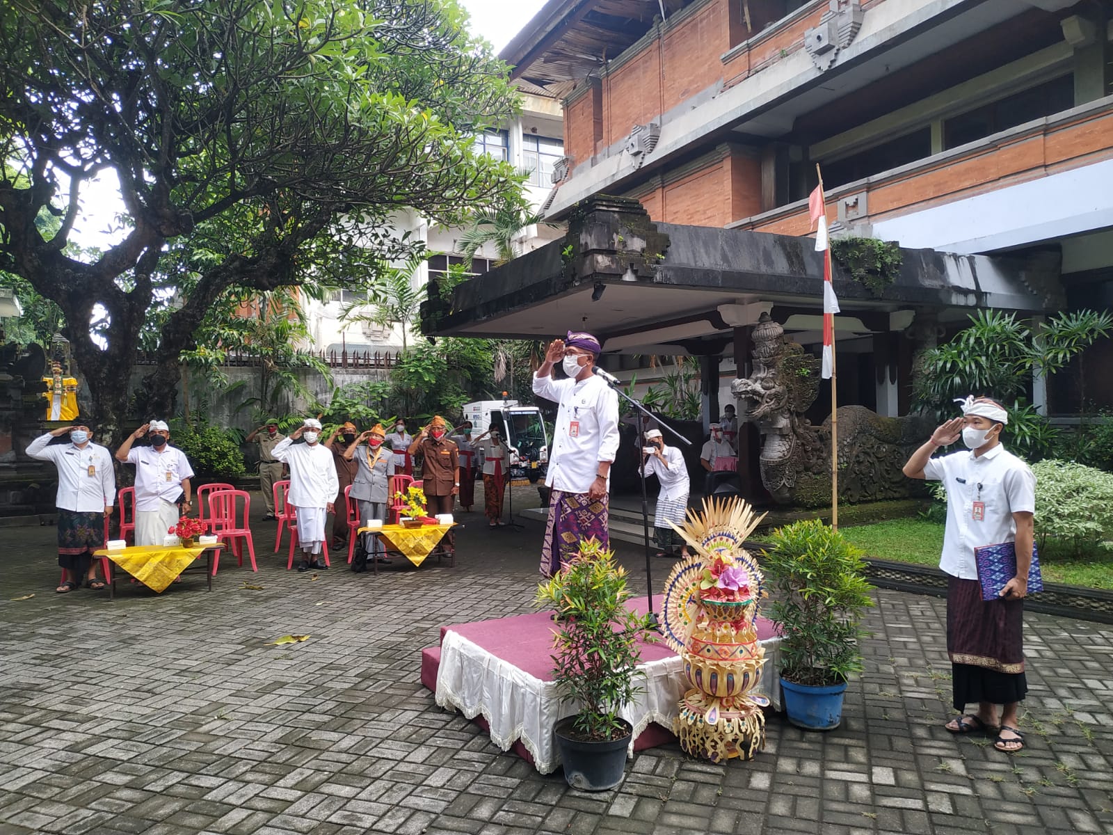 Pemkot Denpasar Gelar Apel Bendera Peringati Hari Pahlawan ke-76 Kobarkan Semangat, Tekad dan Keyakinan Para Pahlawan Sebagai Inspirasi