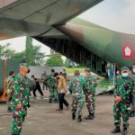 Dislitbangad Uji Coba Prototipe Stand Body Loading/Unloading Helkopter Bell 412 ke Pesawat Hercules C-130