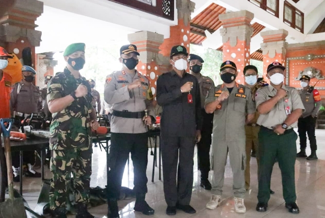 Antisipasi Cuaca Ekstrim, Pemkab Tabanan Gelar Apel Pasukan