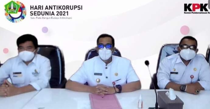 Dukung Program KPK : Bupati Tabanan Menghadiri Seminar Peringatan Hari Anti Korupsi Sedunia