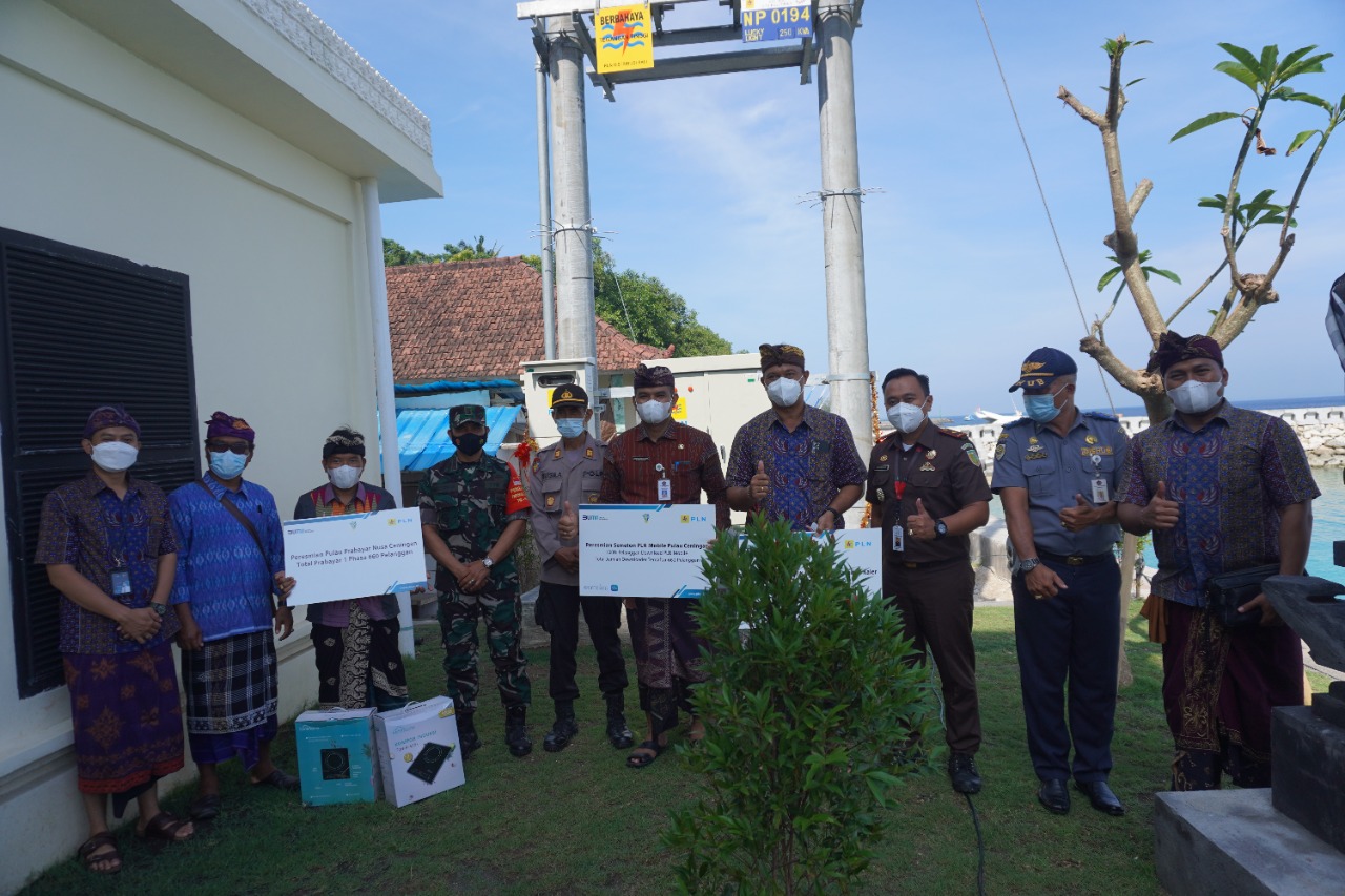 Ciptakan Nusa Penida Sebagai Pulau Ramah Lingkungan, PLN Resmikan Anjungan Listrik Mandiri