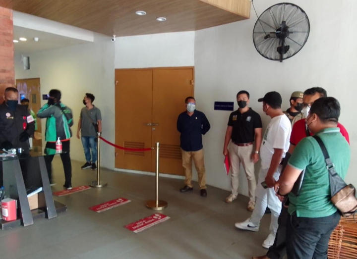 Pastikan Penerapan Prokes, Sat Pol PP Sidak 3 Mall di Kota Denpasar