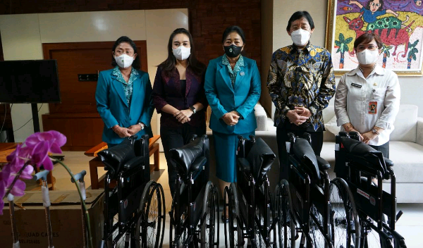 K3S Kota Denpasar Kembali Terima CSR Kursi Roda dan Tongkat Kaki 4 Dari Sanidata Group. Segera Disalurkan Kepada Masyarakat.