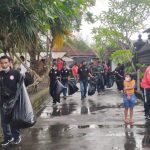 Flobamora Tabanan Bersih-Bersih Di Tanah Lot