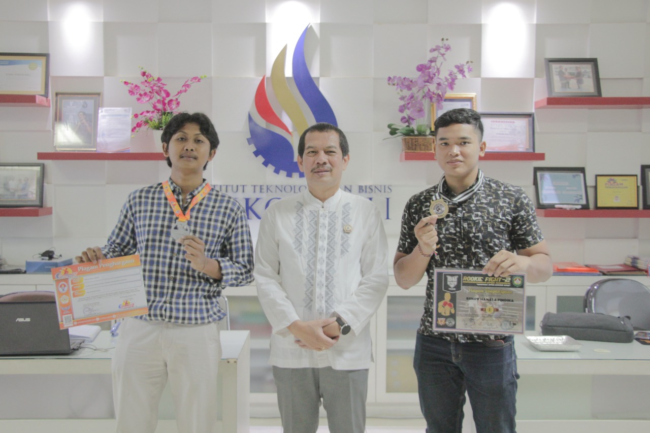 Mahasiswa ITB STIKOM Bali Juara Tinju Nasional dan Runner Up Silat